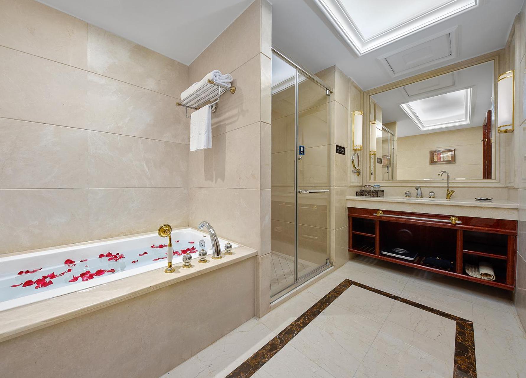 Yueda Financial City International Hotel Гуанджоу Екстериор снимка