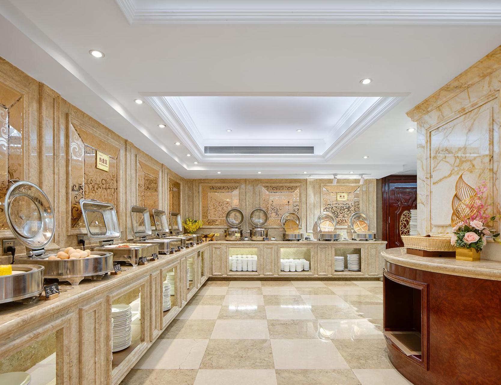 Yueda Financial City International Hotel Гуанджоу Екстериор снимка