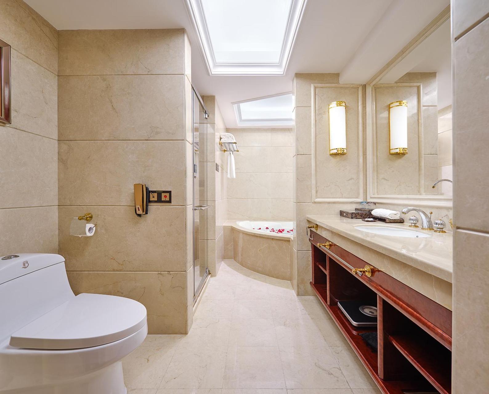 Yueda Financial City International Hotel Гуанджоу Екстериор снимка